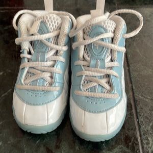 6c grey and baby blue foams